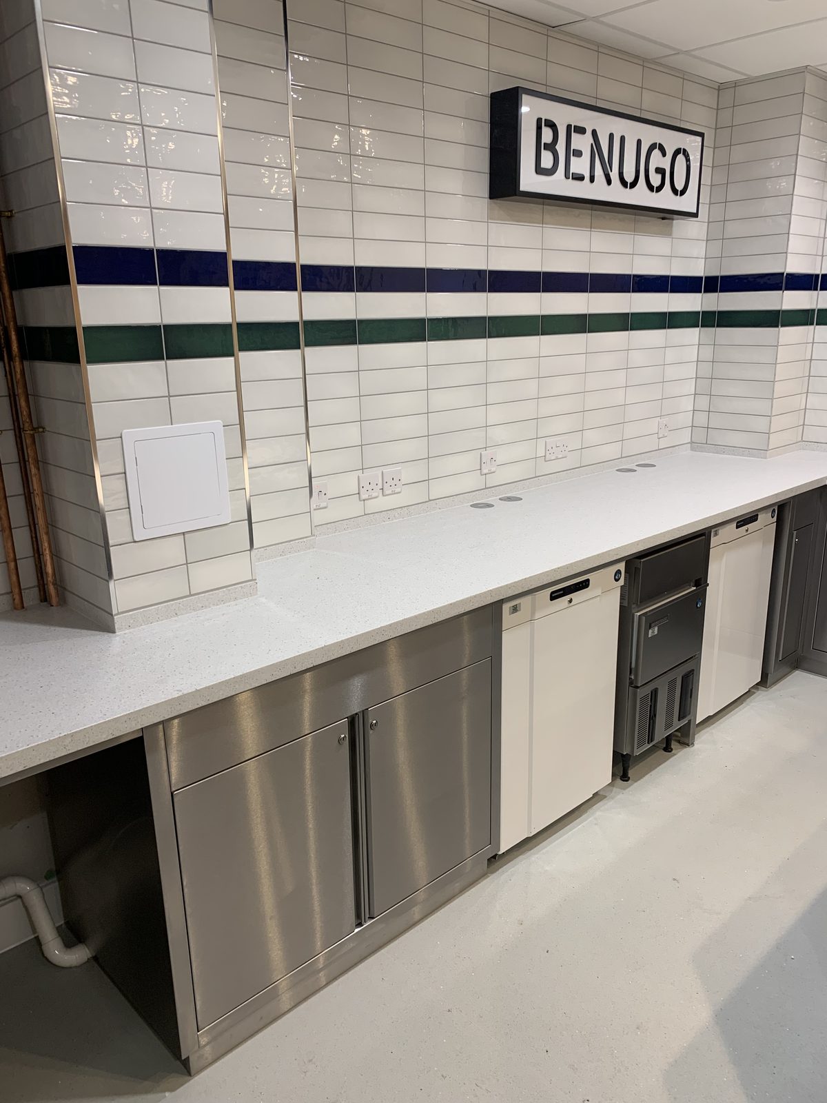 Foodservice counter